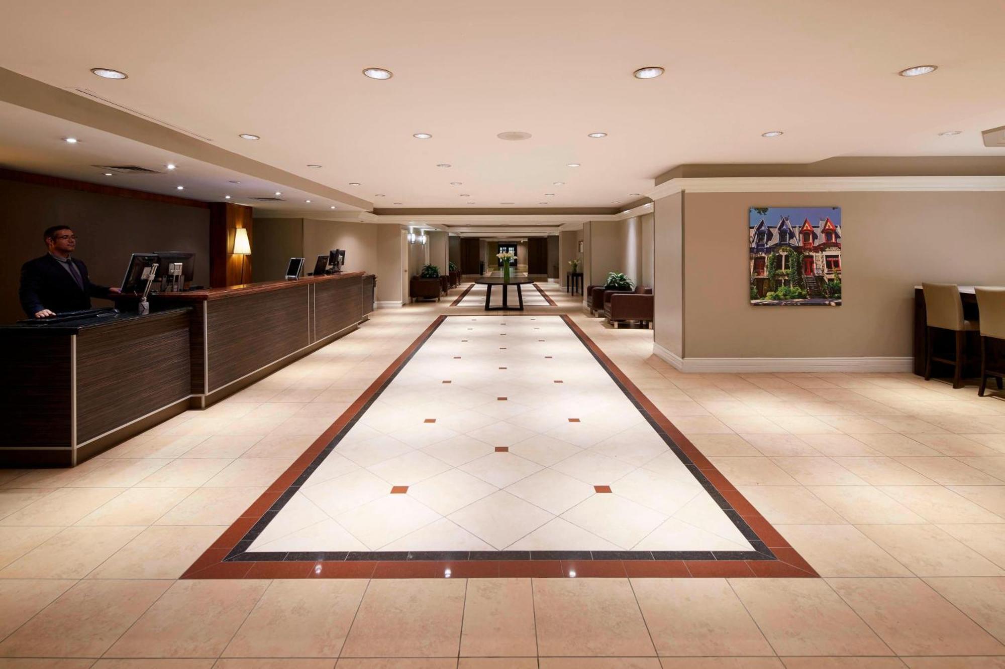 Delta Hotels By Marriott Montreal Exterior foto